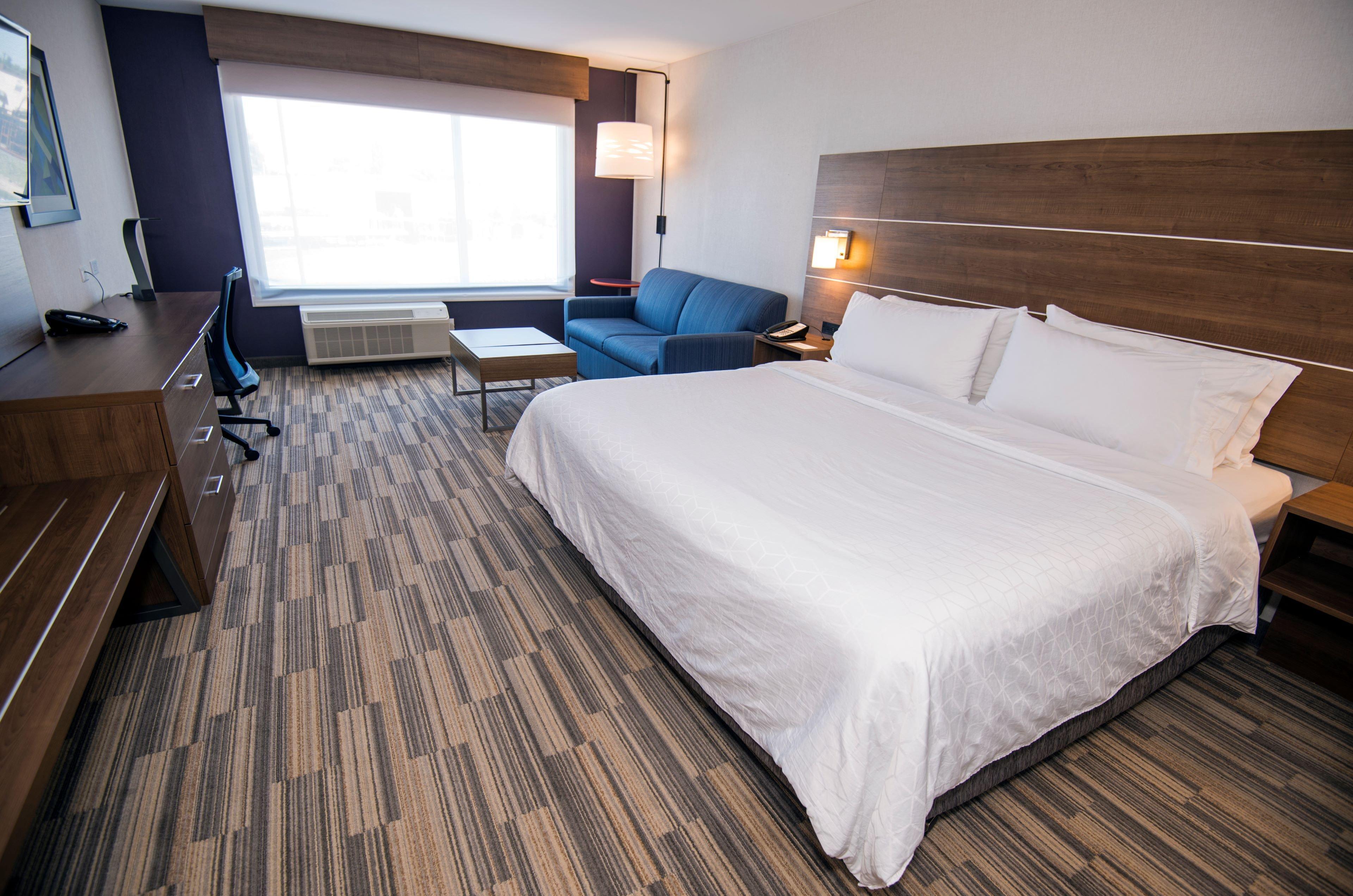 Holiday Inn Express - Red Deer North By Ihg Экстерьер фото