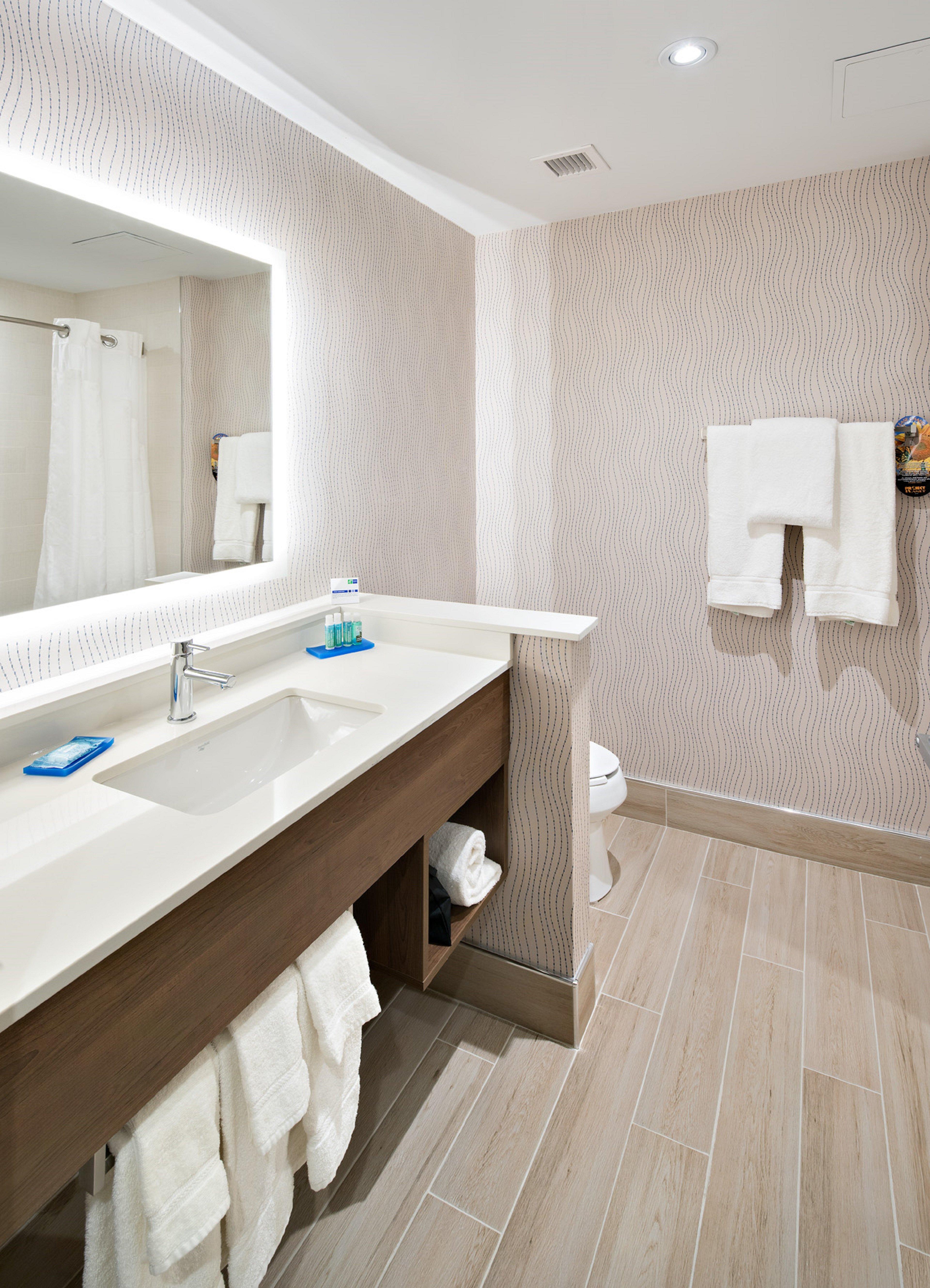 Holiday Inn Express - Red Deer North By Ihg Экстерьер фото