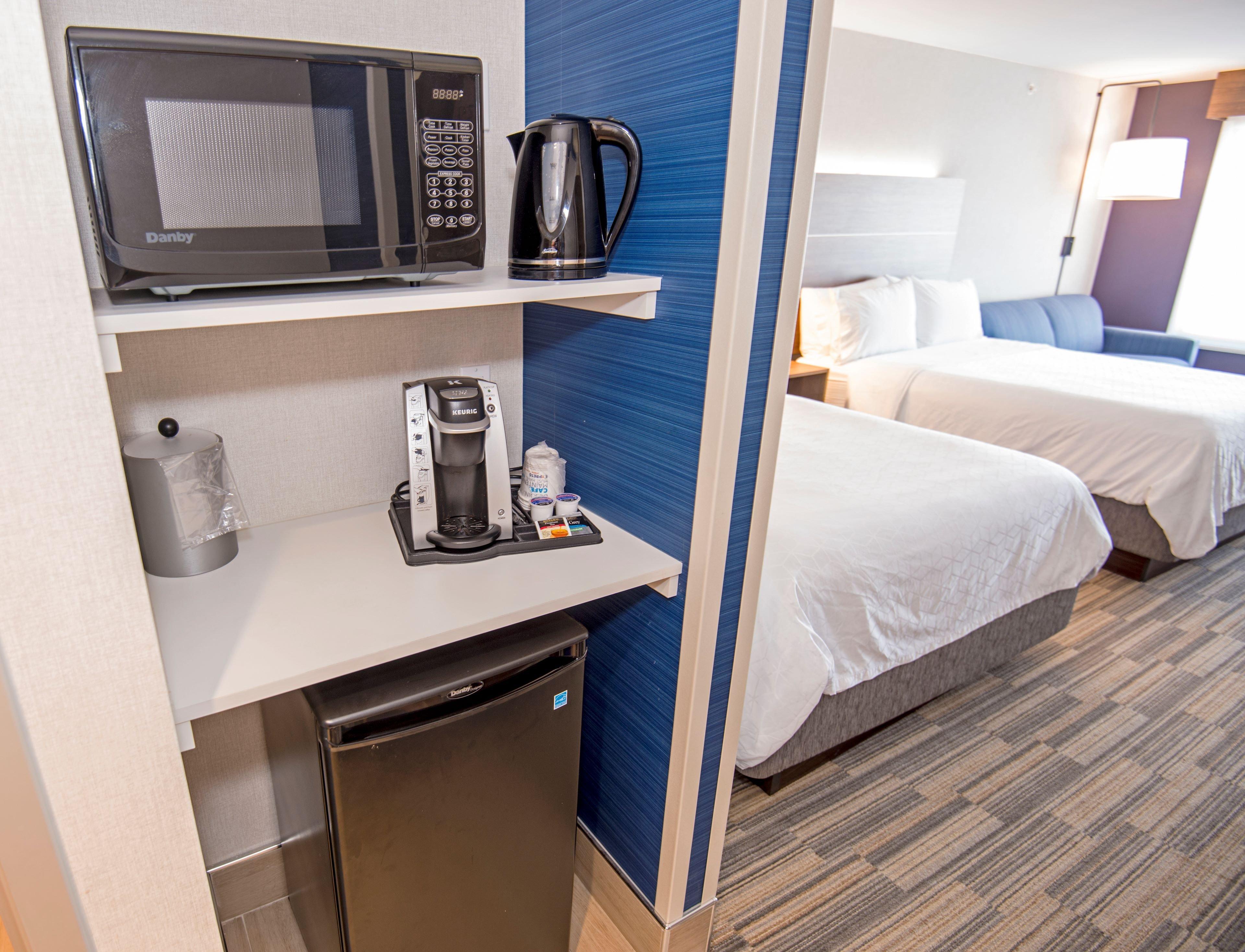 Holiday Inn Express - Red Deer North By Ihg Экстерьер фото
