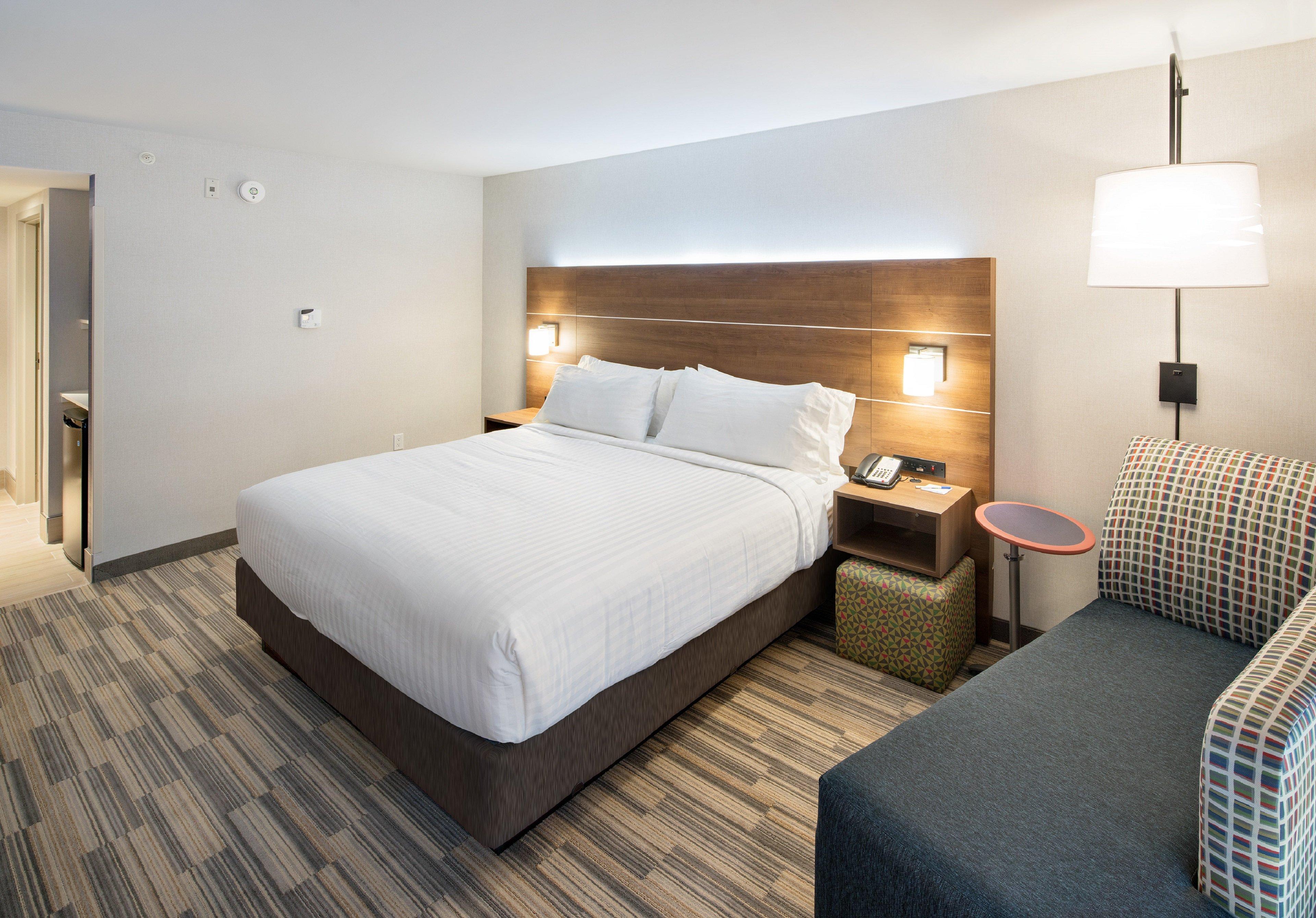 Holiday Inn Express - Red Deer North By Ihg Экстерьер фото