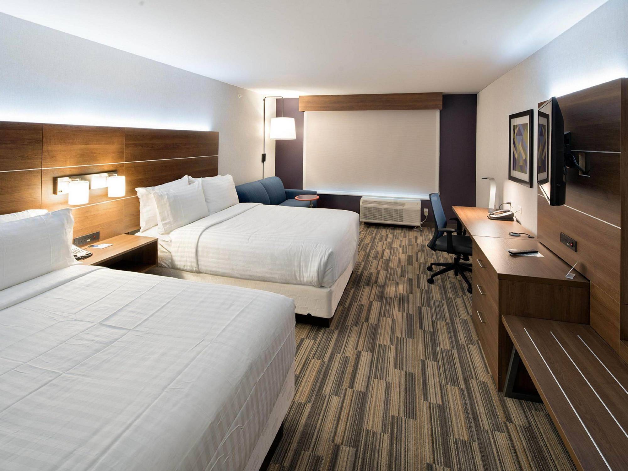 Holiday Inn Express - Red Deer North By Ihg Экстерьер фото