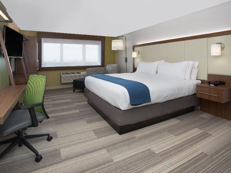 Holiday Inn Express - Red Deer North By Ihg Экстерьер фото